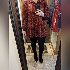 Red floral tunic L